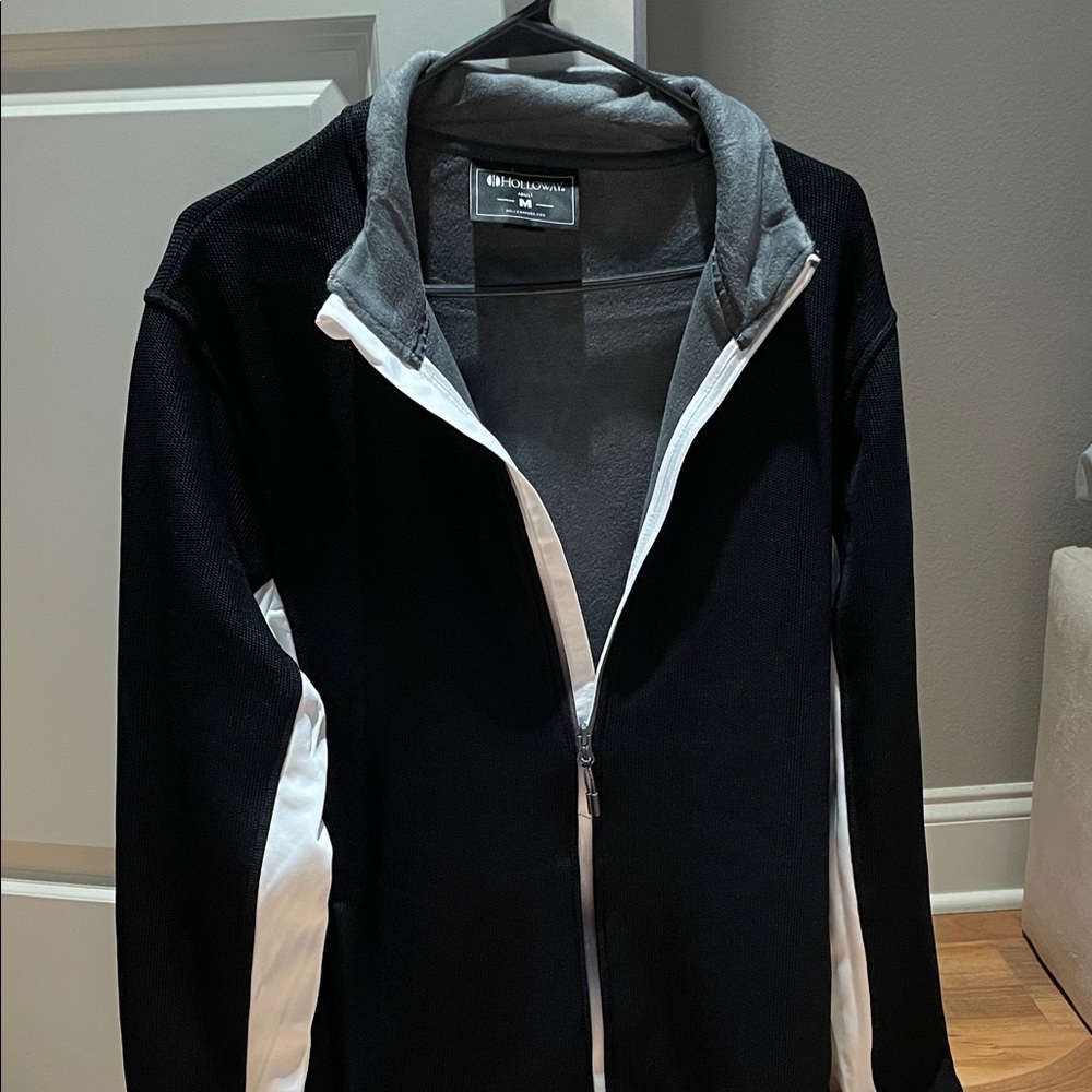 NEW Men’s Holloway Black and White Performance Jacket size Medium